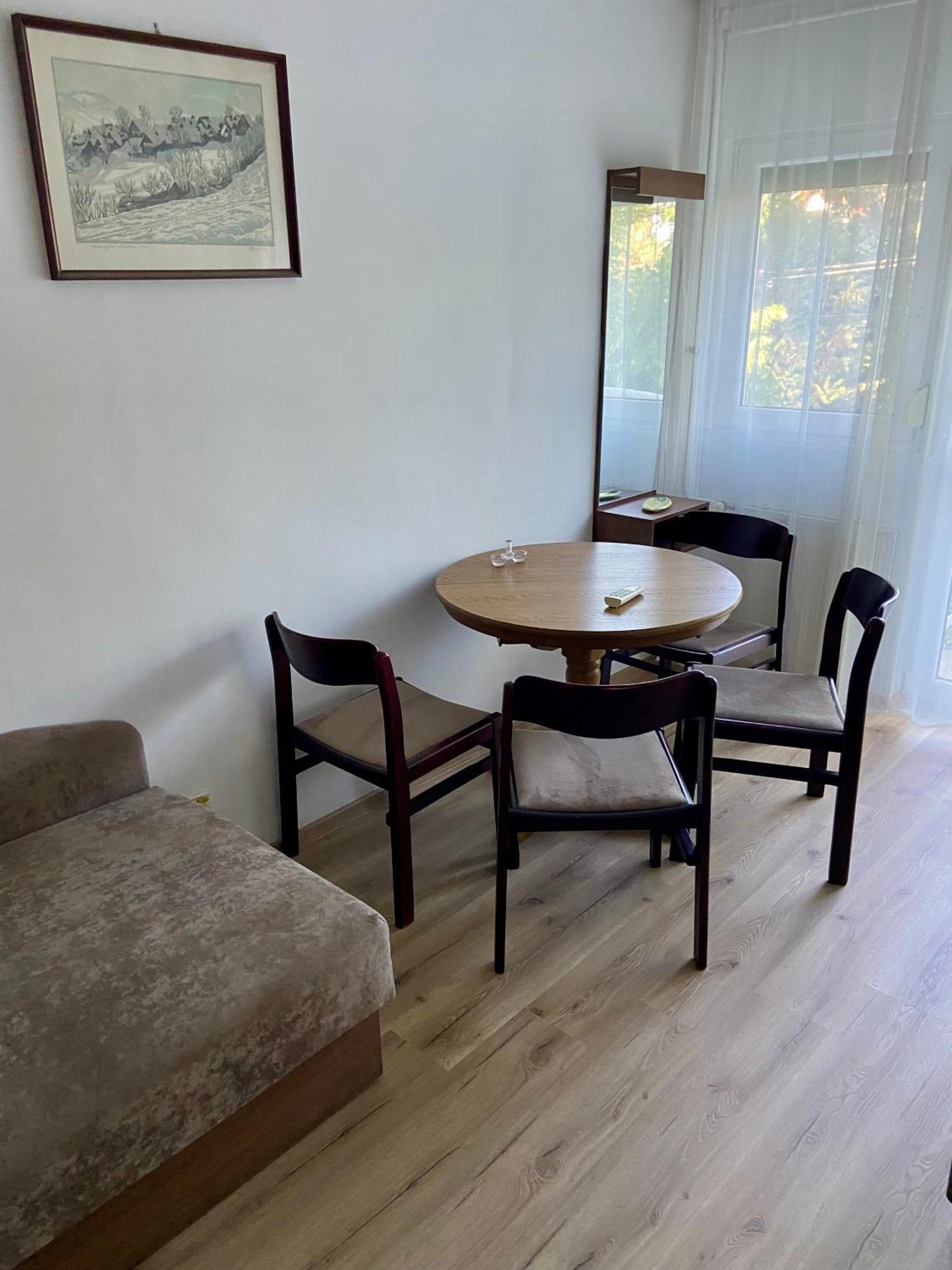 Veronika Apartman Balatongyorok Ngoại thất bức ảnh